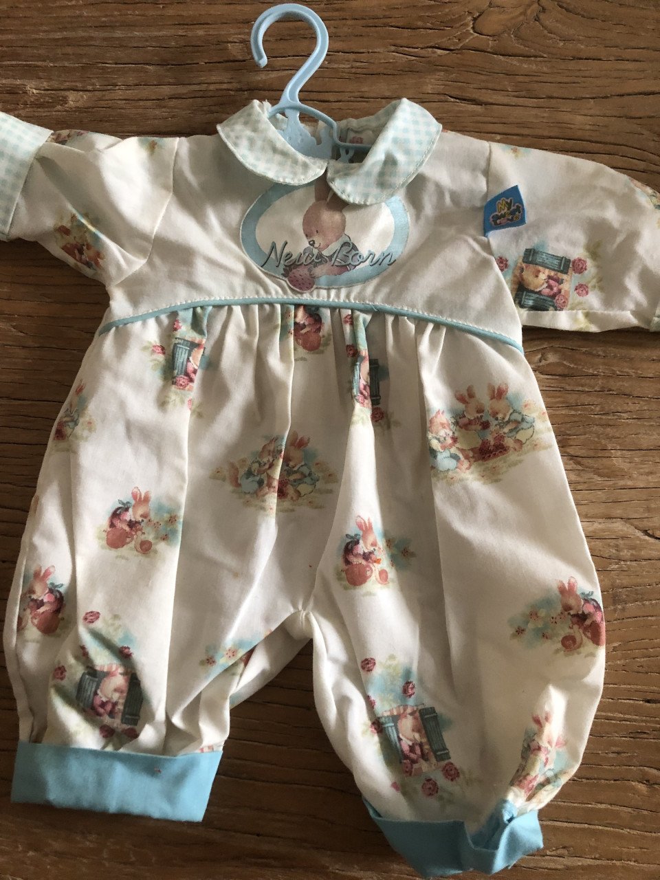Babyborn en Babyborn poppenkleren