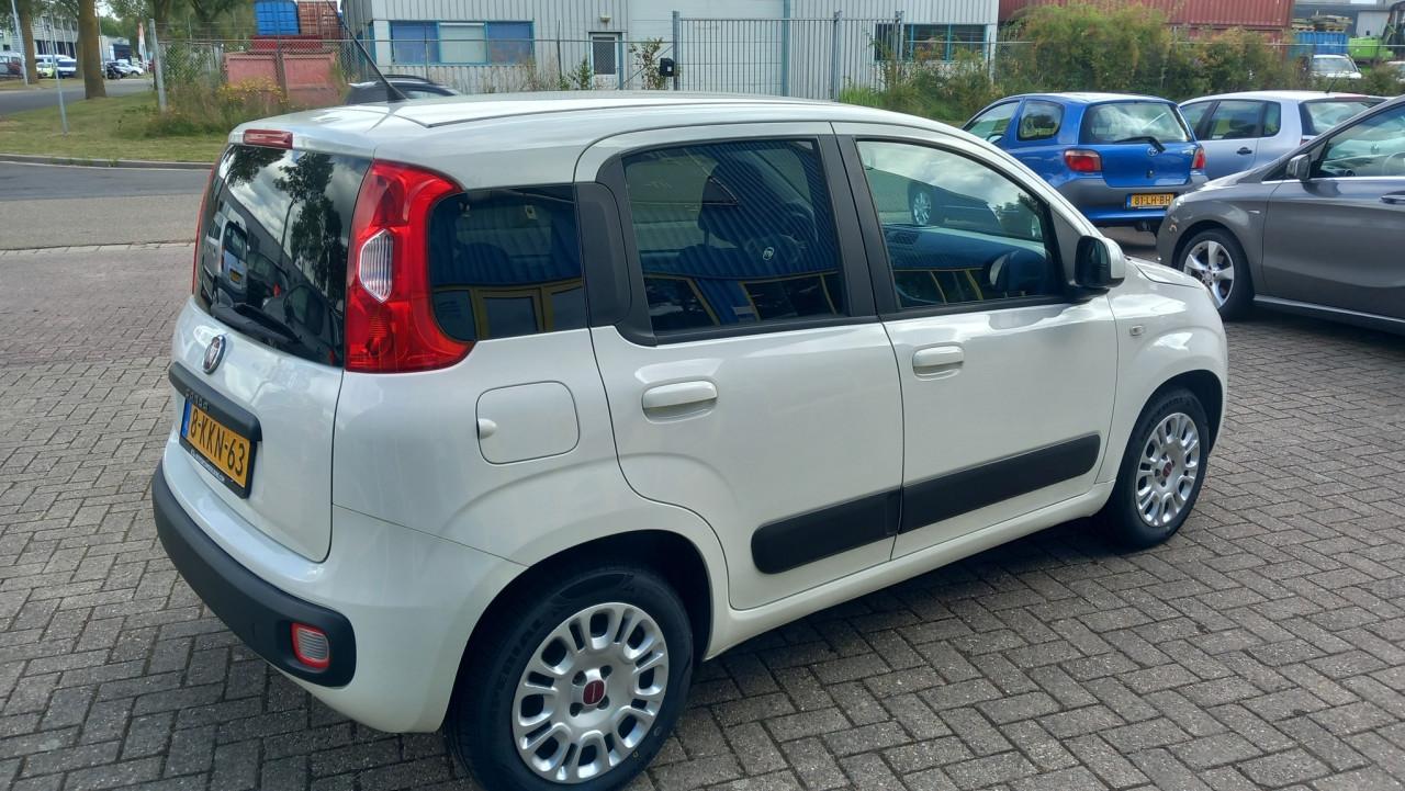 Fiat Panda 0.9 TwinAir Lounge 5drs bj:2013 airco 110.000km i.z.g.st