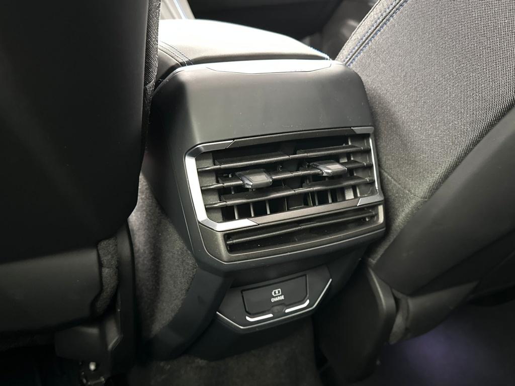 Lynk & Co 01 262pk plug-in hybride| panodak| adap.cruise| 360camera| keyles