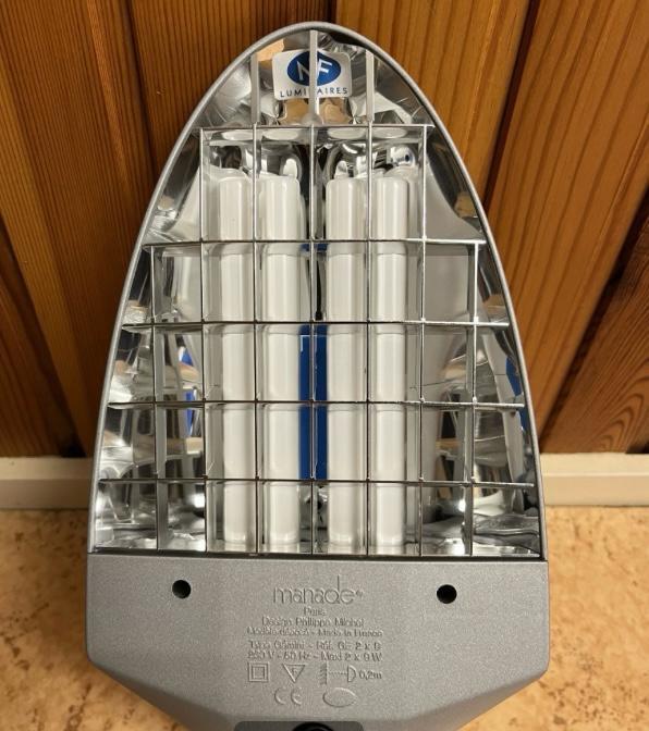 Bureaulamp van Manade design PhilipMichel.