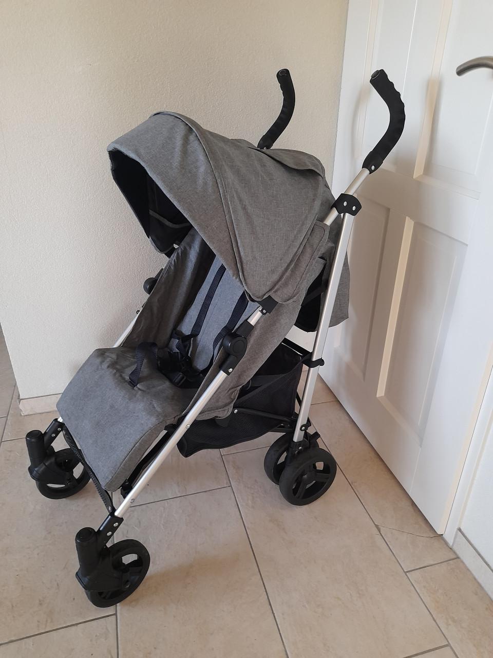 Prenatal buggy (in goede nette staat )  Verstelbare rugleuning!