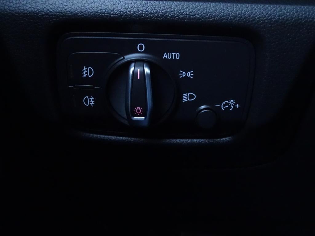 Audi A3 limousine 1.4 tfsi cod attraction pro line plus s-line automaat