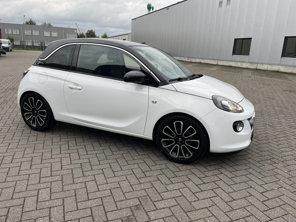 Opel Adam 1.2 glam