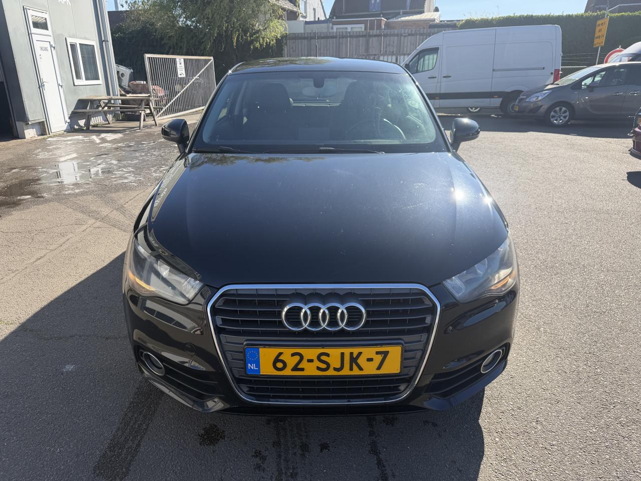 Audi A1 1.2 TFSI Pro Line Business Bouwjaar 2011 AIRCO NAP ! ! !