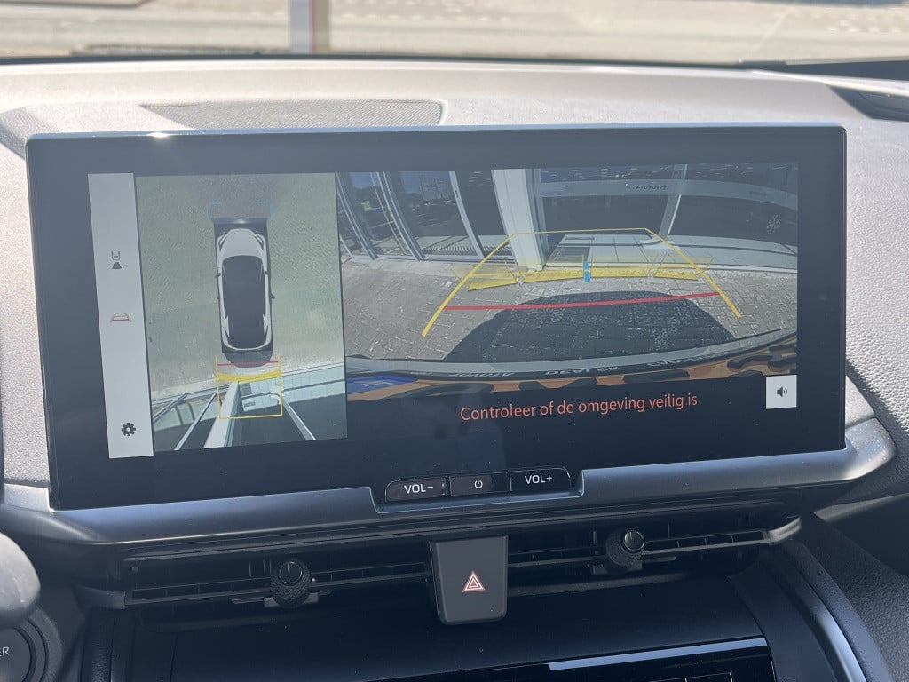 Toyota C-hr | demo | 1.8 hybr 140 first edition