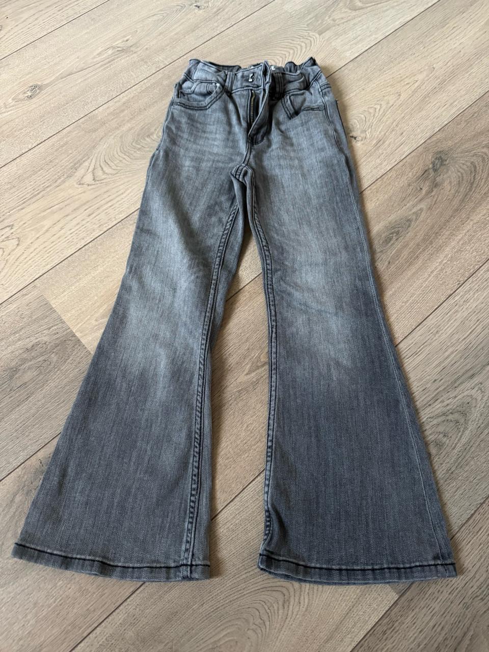 Verschillende broeken maat 122