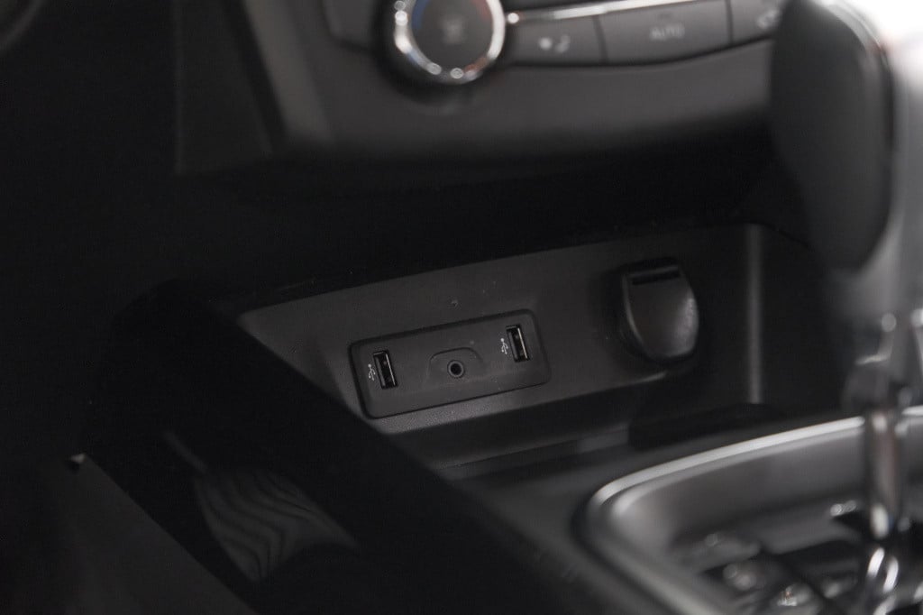 Renault Kadjar tce 130 edc intens | trekhaak | navigatie | parkeersensoren 