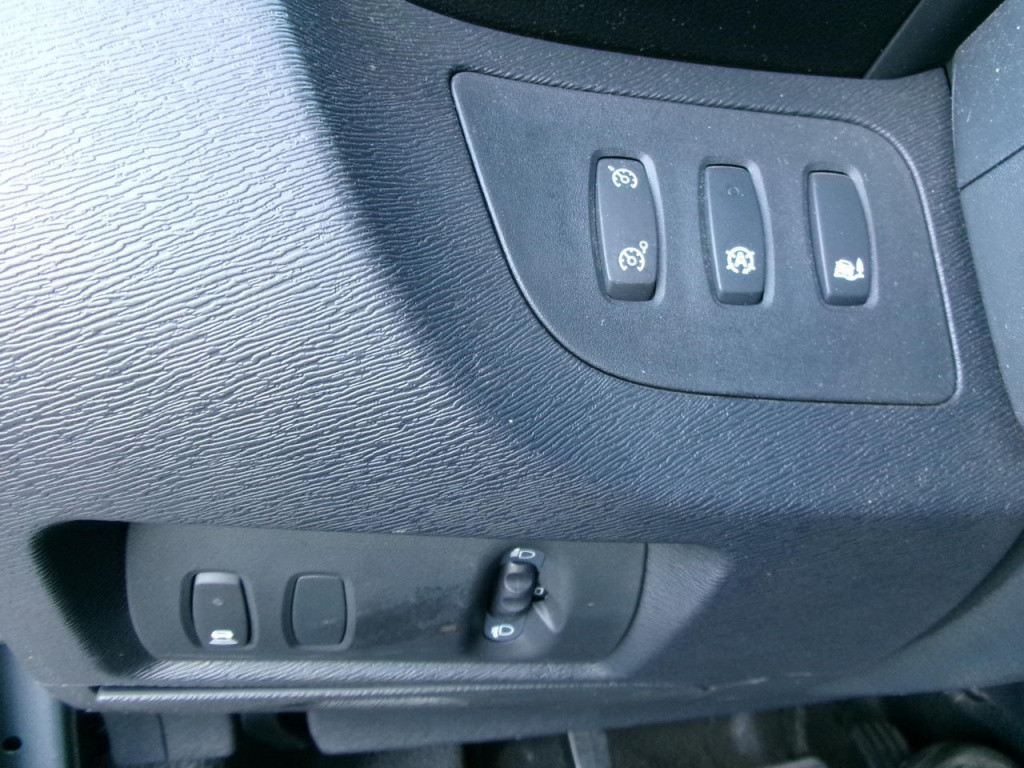 Nissan Nv250 1.5 dci 95 airci, cam., cr.contr., navi, tr.h