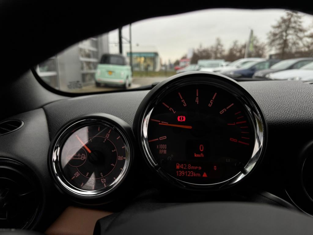 Mini One Cabrio mini 1.6 chili * cruise control * stoelverwarming * pdc * n