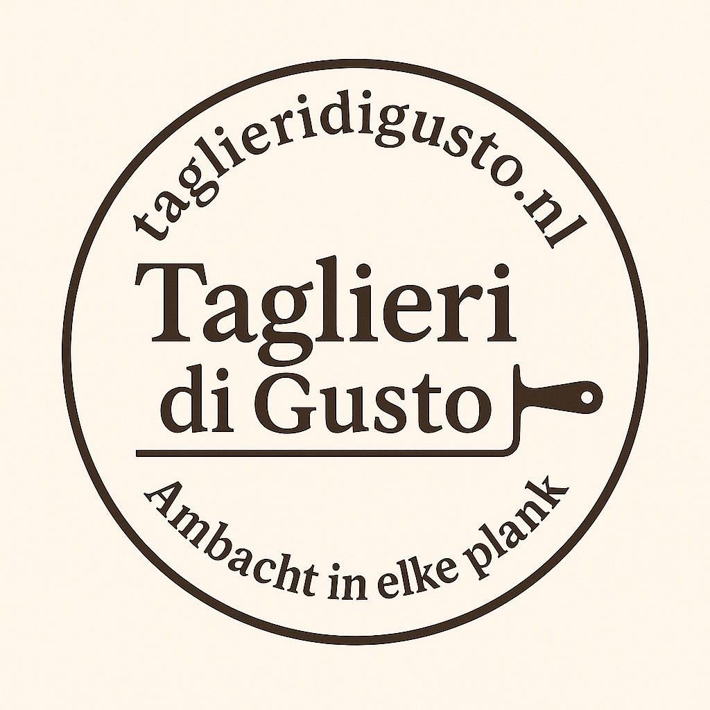 Tapasplanken en kandelaars van teakhout