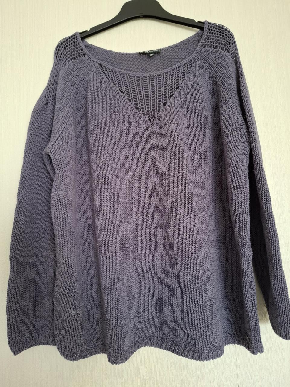 Didi trui paars, gebreid met opengewerkte details. Maat M/L