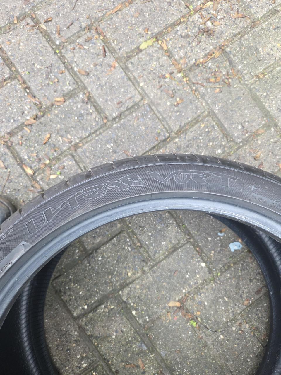 275-30-19 Vredestein Ultrac Vorti+ 96Y