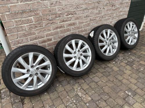 Winterbanden en velgen