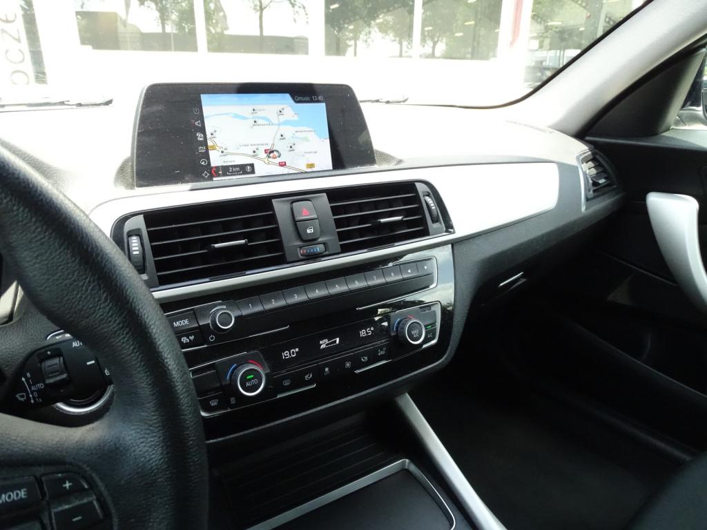BMW 1 Serie 118i executive | led | navi | bluetooth