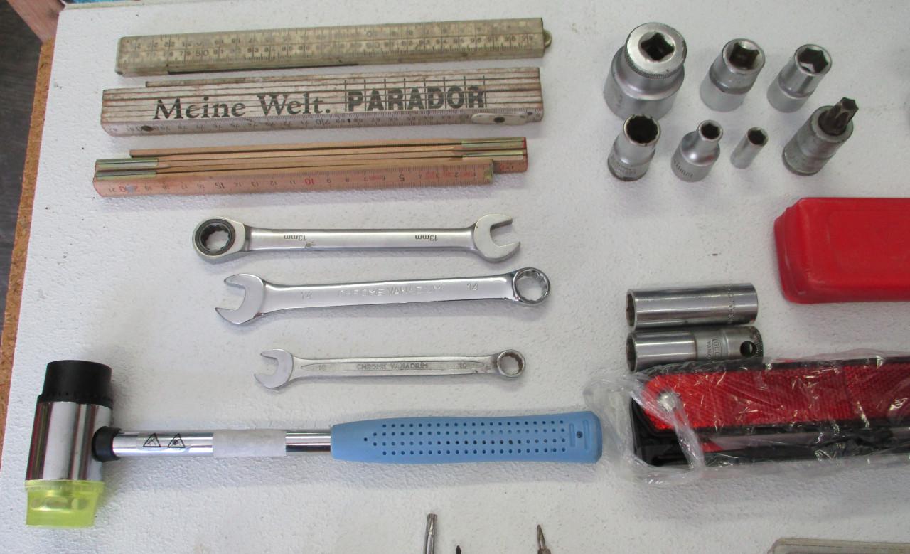 Div gereedschapen,,        (Garage opruiming)