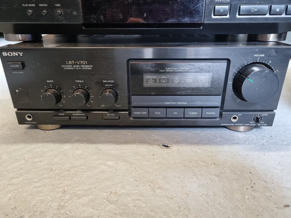 Sony LBT - V701 Stereo + Speaker en boxen van BOSE.