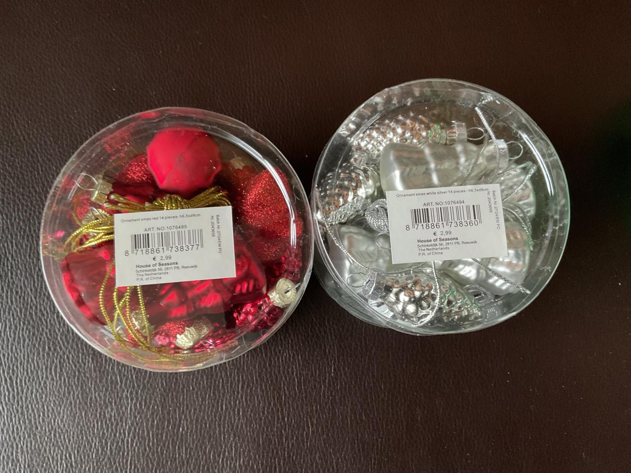 5 doosjes met kersthangertjes nieuw alles voor € 5