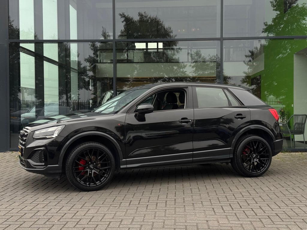 Audi Q2 35 tfsi matrix led * camera * stoelverwarming * acc * keyless