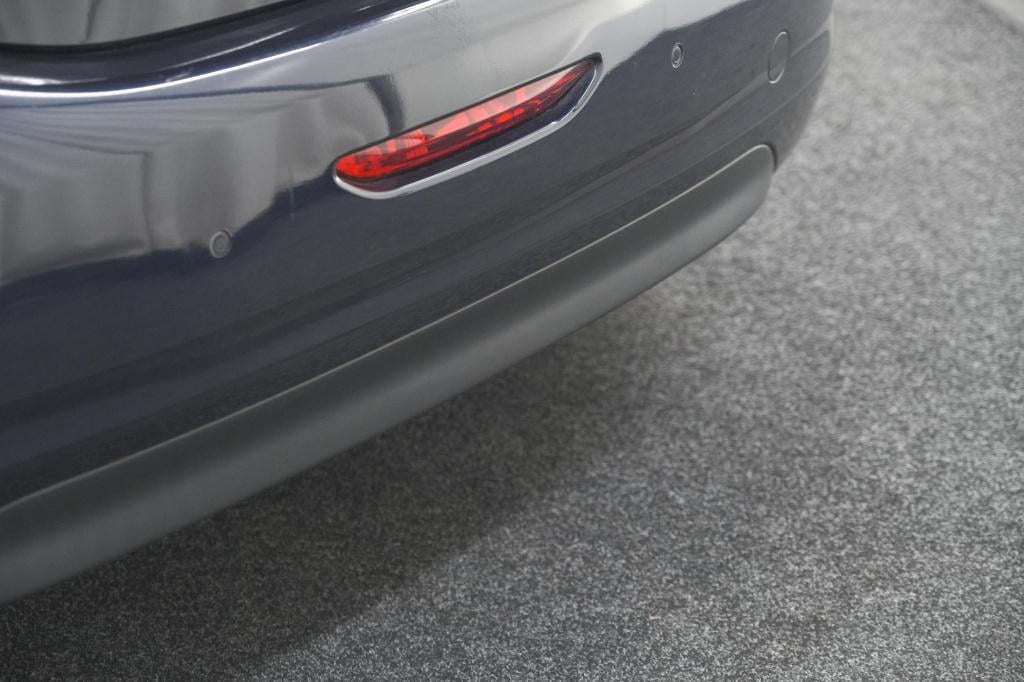 Peugeot 208 puretech 82 signature | allseason banden | navigatie | parkeers