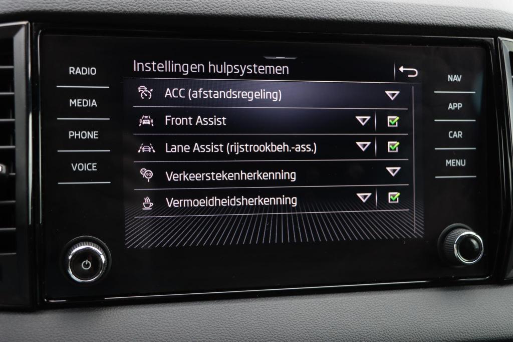 Skoda Karoq 1.5 tsi act sportline business 150pk dsg7