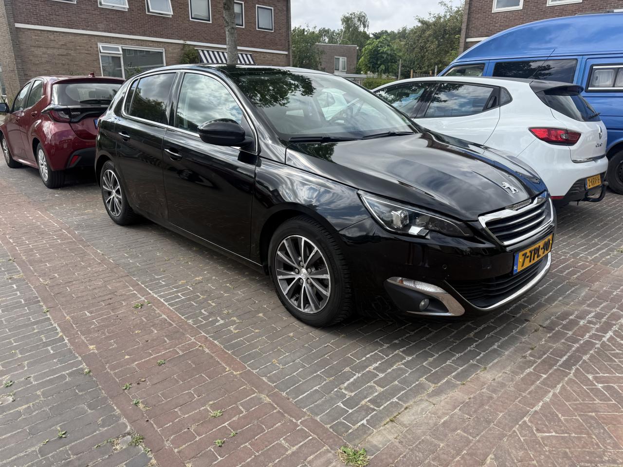 Peugeot 308 1.6 THP Allure | 157 PK | Panoramadak | Lederen interieur