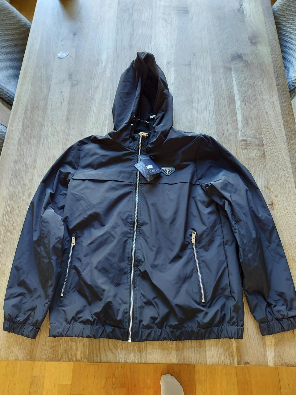 Prada jas