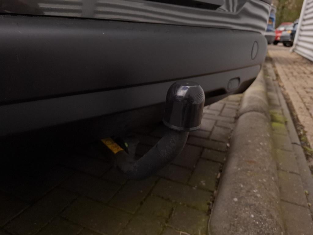 Citroen C4 Cactus 110 shine clima/nav/cam/trekhaak