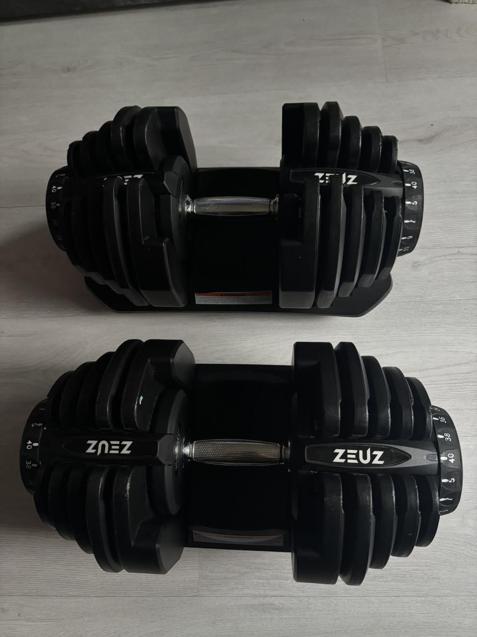 Verstelbare dumbbells 2x 40 kg | Complete set | ZEUZ