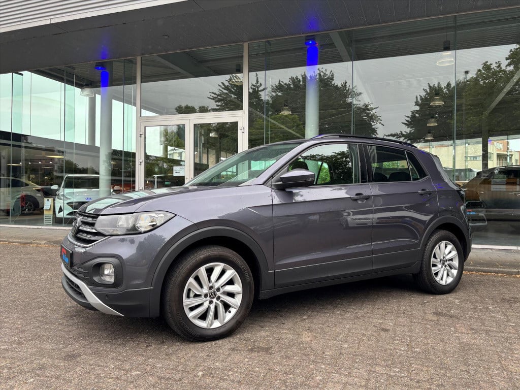 Volkswagen T-cross 1.0 tsi 95pk life apple carplay| adapt cruise| rijklaar 