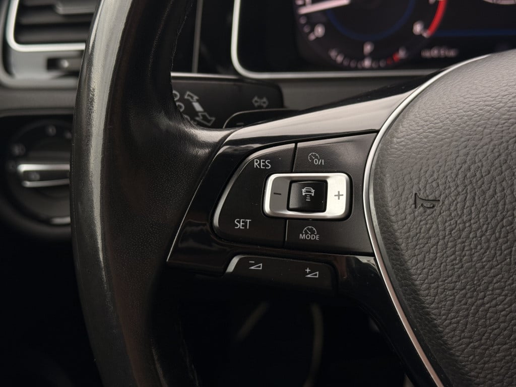 Volkswagen Golf variant 1.4 tsi highline | led | acc | massage | stoelverwa