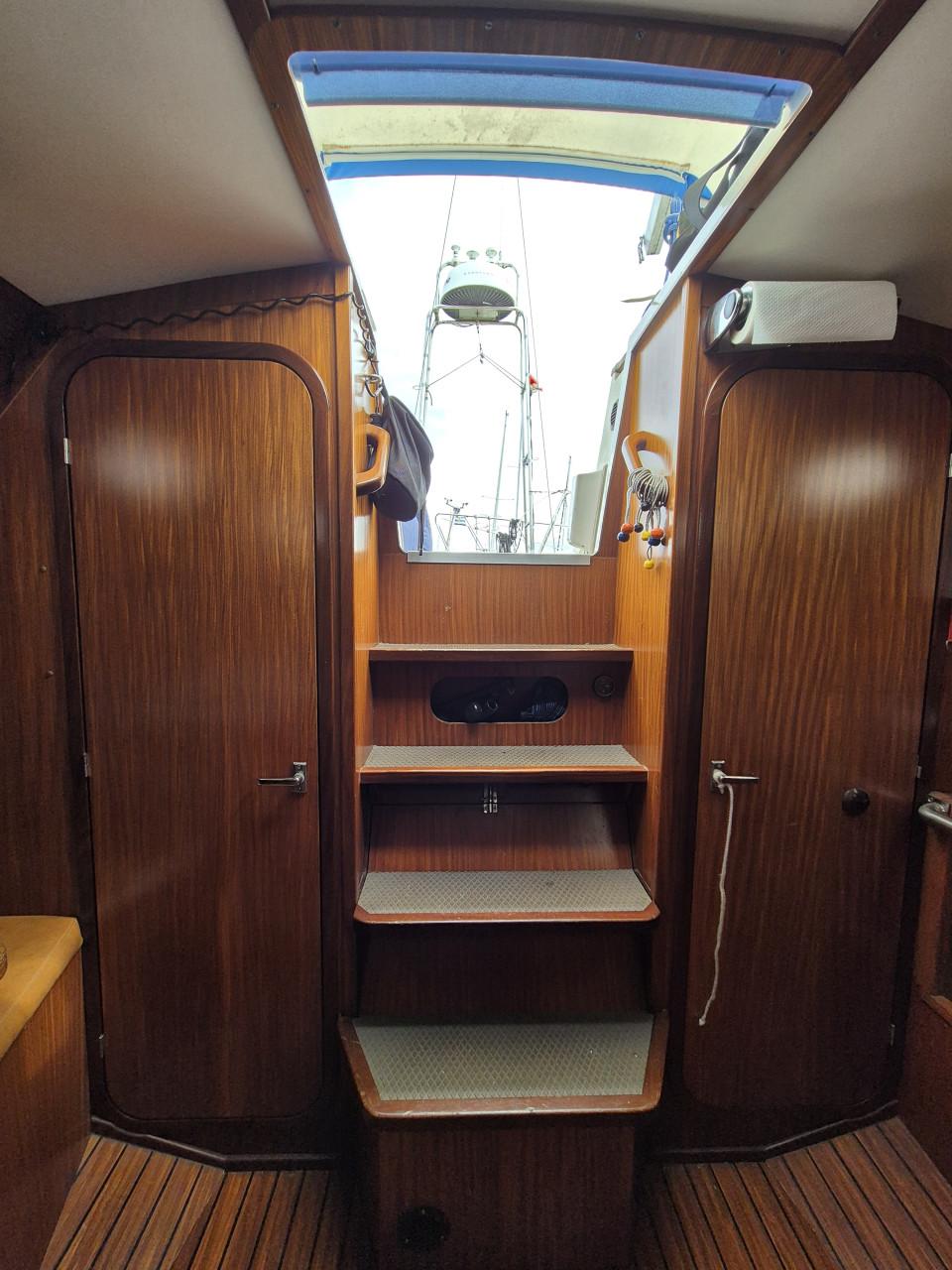 Elan 33 – Zeer compleet, goed onderhouden en vaarklaar jacht (1990)