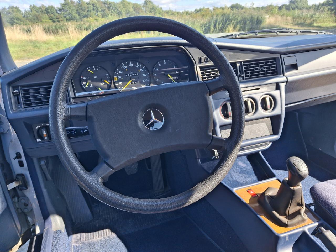 Mercedes 190 oldtimer 1984