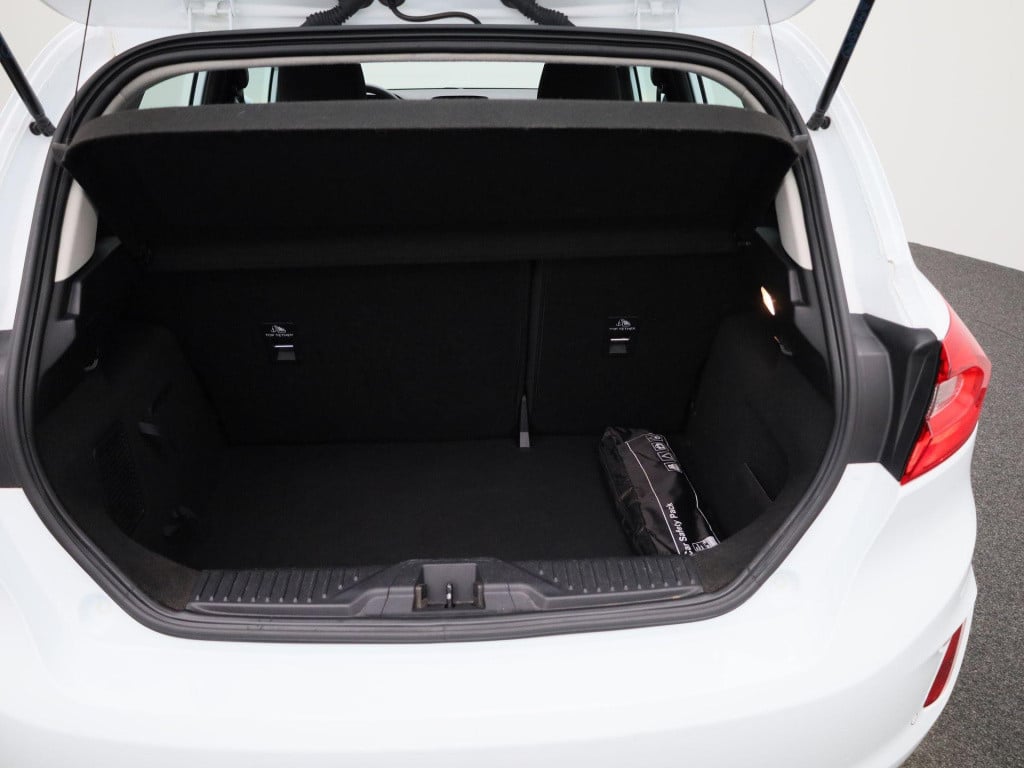 Ford Fiesta 1.1 trend ac | parkeersensoren | apple carplay | elek. spiegels