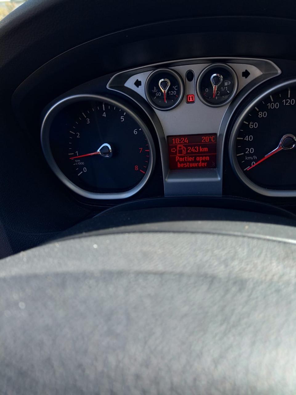 Ford focus turnier station 1.6 bj 2010 apk 3-2026 zeer mooi