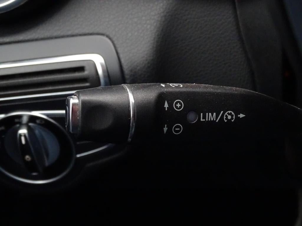 Mercedes-Benz C-Klasse 180 lease edition | led | camera | stoelverwarming