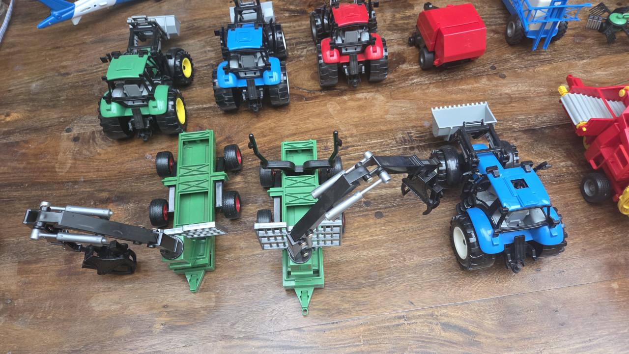 Grote verzameling speelgoed landbouwvoertuigen
