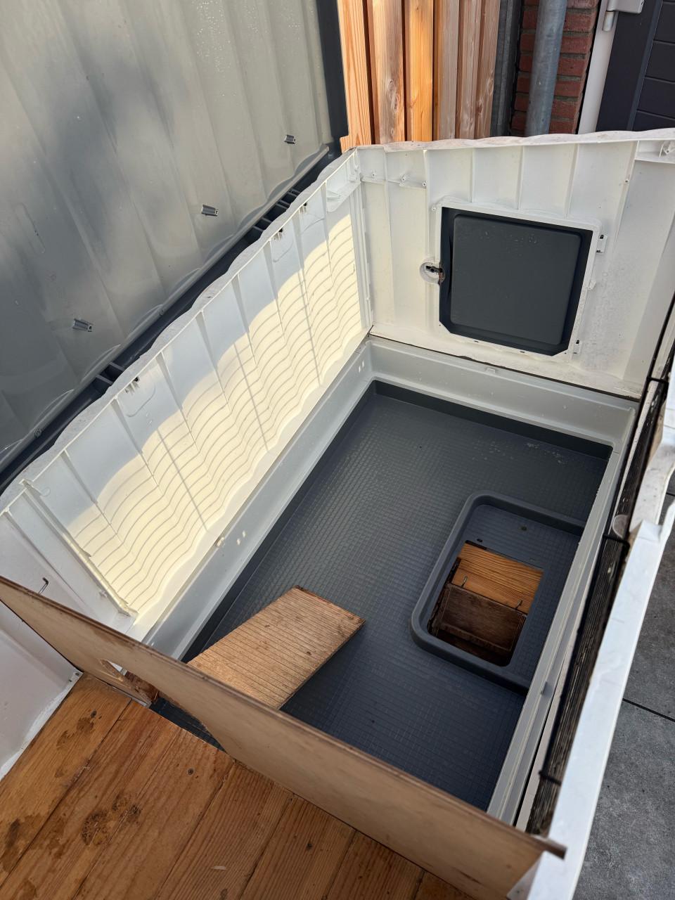 Konijnenhok (nieuwprijs 249 euro)