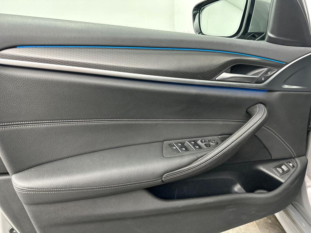 BMW 5 Serie touring 530e high executive m-sport