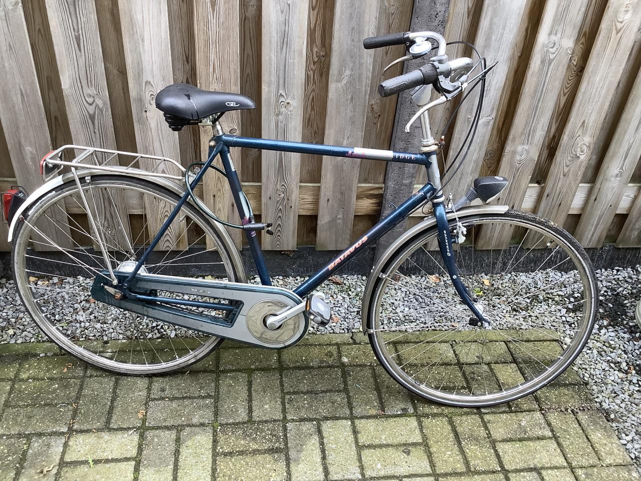 2 Herenfietsen aangeboden. 1x 26 inch + 1x 28inch