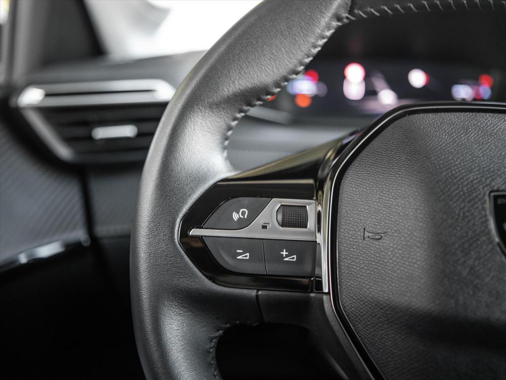Peugeot 208 1.2 puretech 100pk allure | camera | navigatie | apple/android 