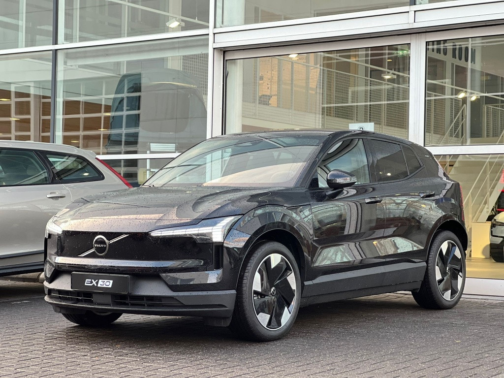 Volvo Ex30 extended range plus | nieuwprijs € 46.122