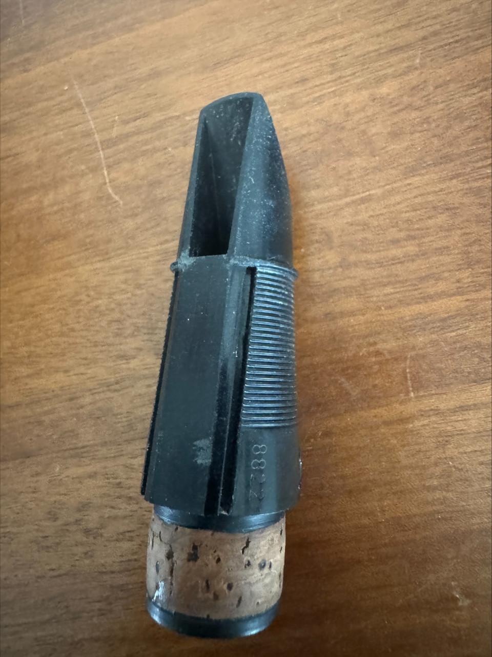 Vintage Lebü F.A. Uebel Kunststof  Klarinet Mondstuk met Ribbels