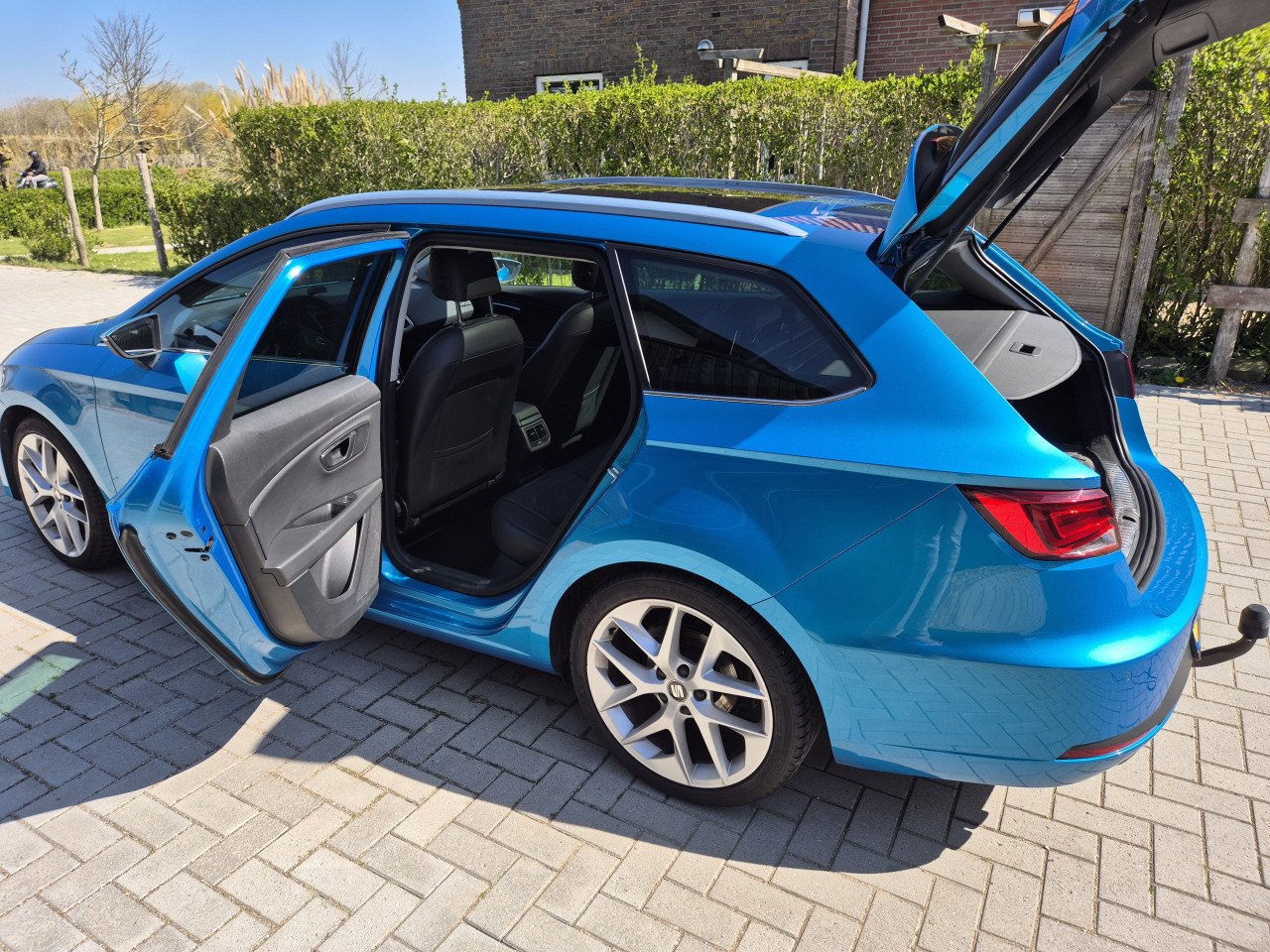 Seat Leon 1.4 TSI FR 150PK Blauw