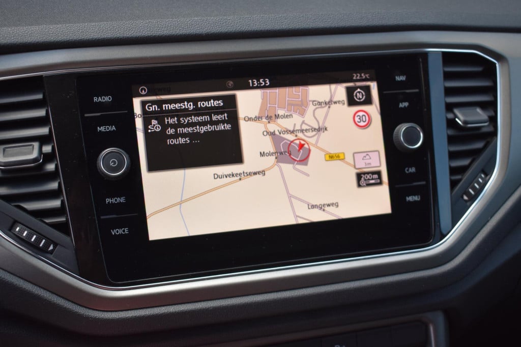 Volkswagen T-roc 1.0 tsi | virtual cockpit | trekhaak | apple carplay | and