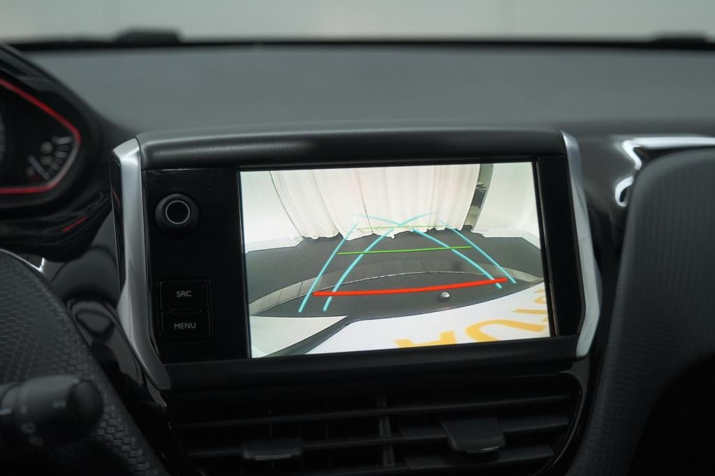 Peugeot 2008 puretech 110 eat6 gt-line | trekhaak | camera | navigatie | pa