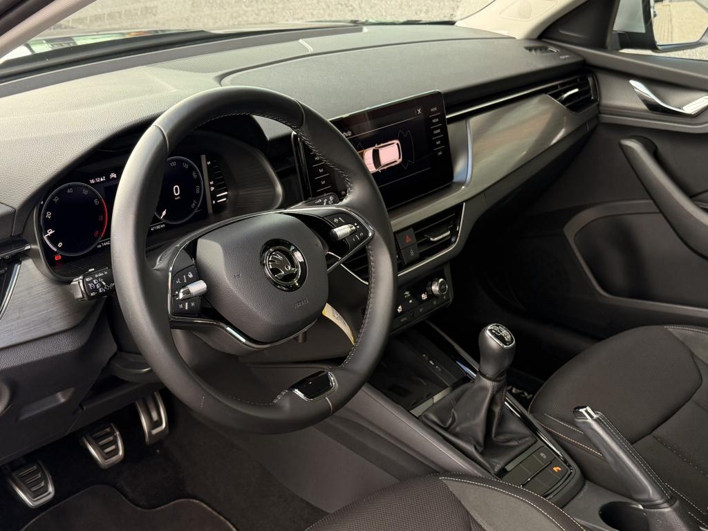 Skoda Kamiq 1.0 tsi scout line | apple carplay | lane assist | stoel/stuur 