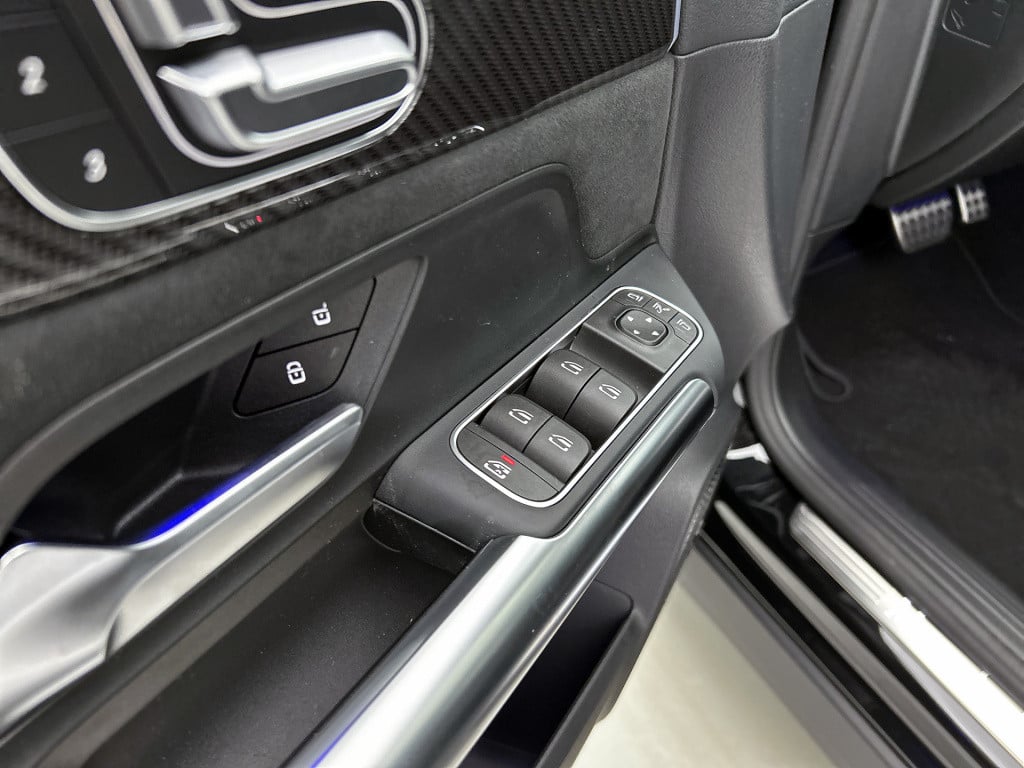 Mercedes-Benz Gla-klasse 250 e business solution amg | premium plus pakket 