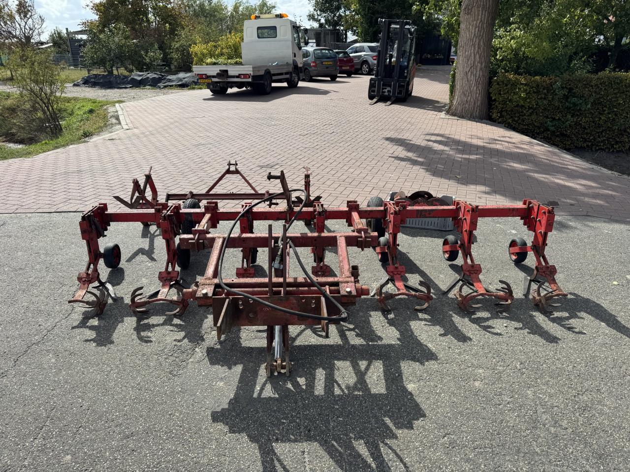 6 rijen 7 elementen Steketee schoffelmachine