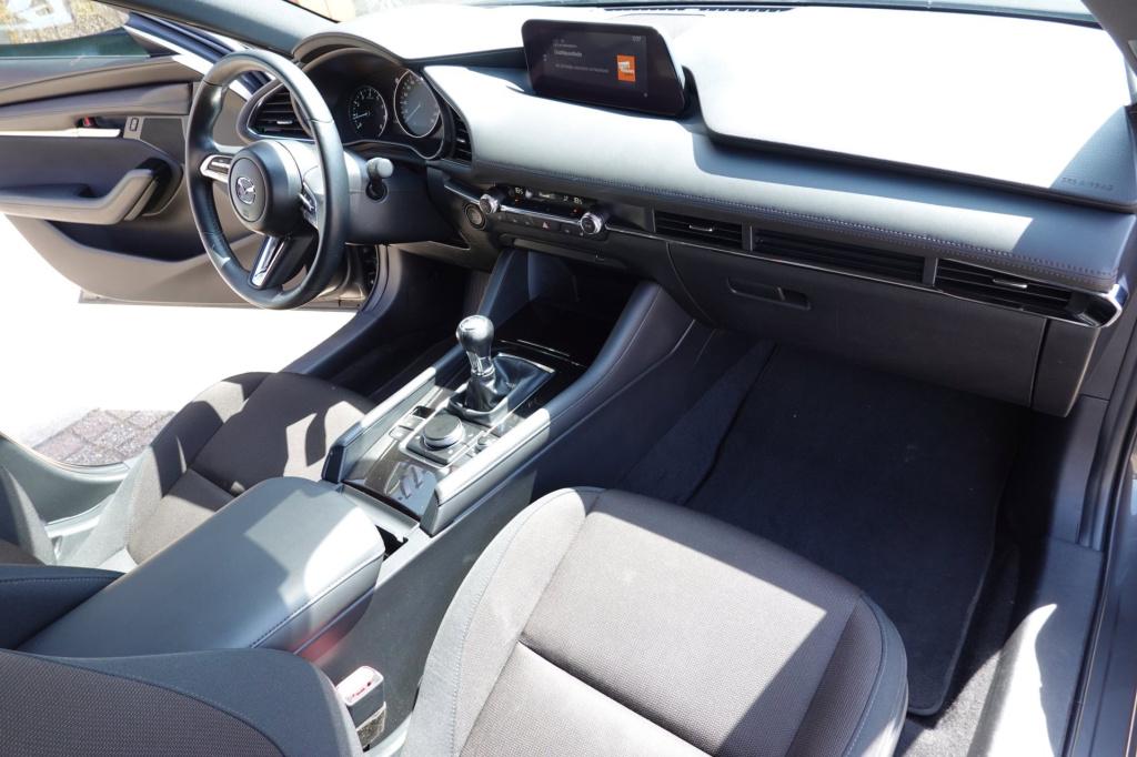 Mazda 3 2.0 e-skyactiv-g m hybrid 150 sportive