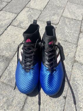 Adidas voetbalschoenen